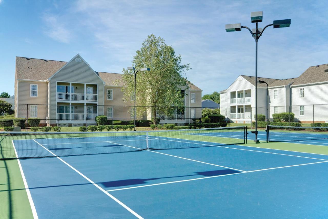 Club Wyndham Kingsgate Hotel Williamsburg Exterior photo